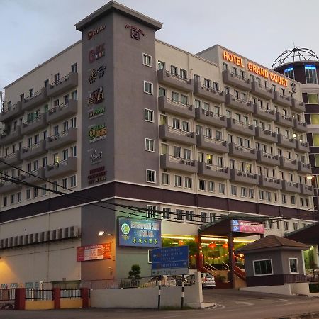 Grand Court Hotel Телук-Інтан Екстер'єр фото
